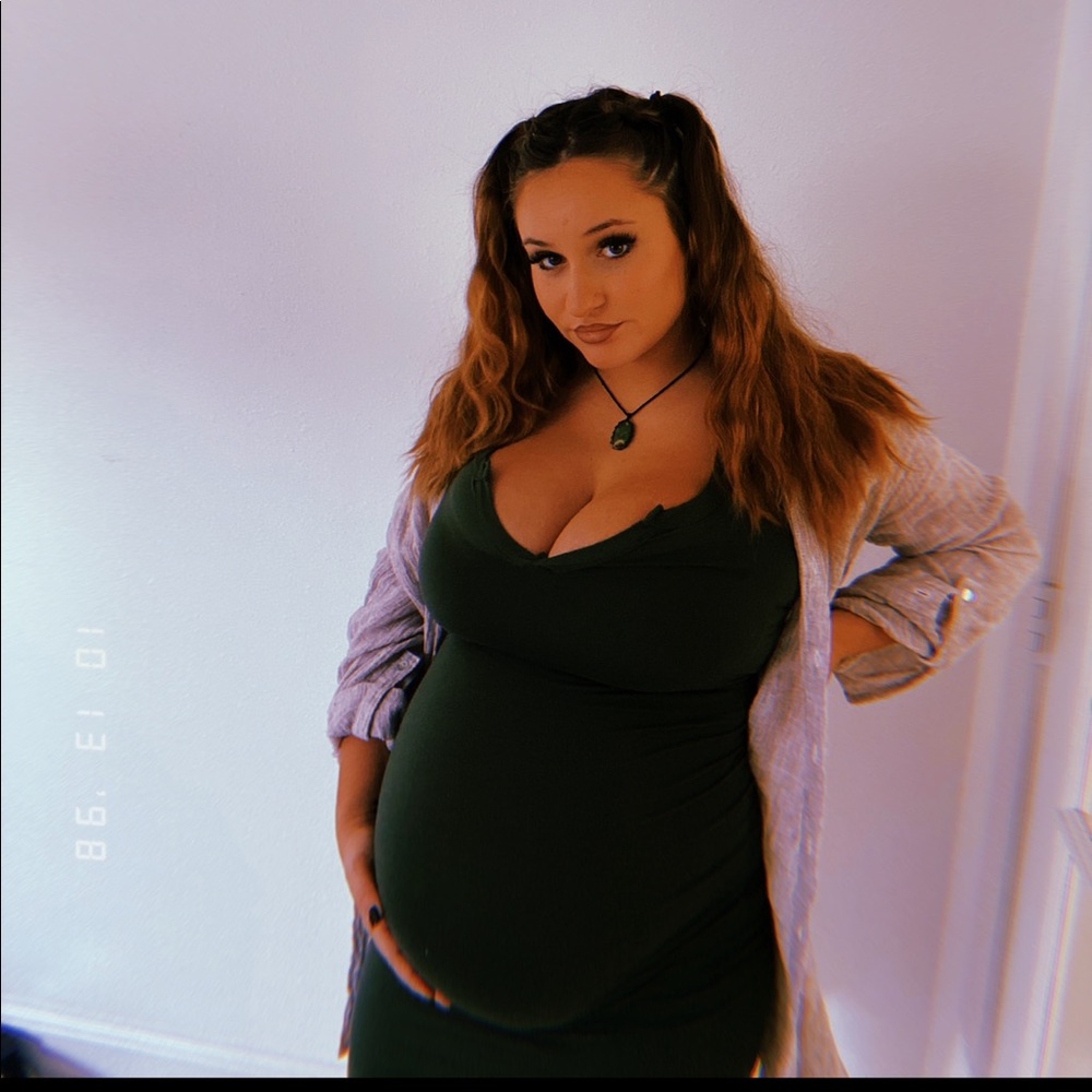 BODYCON OLIVE DRESS 🌿🍃 - Picture 5 of 6